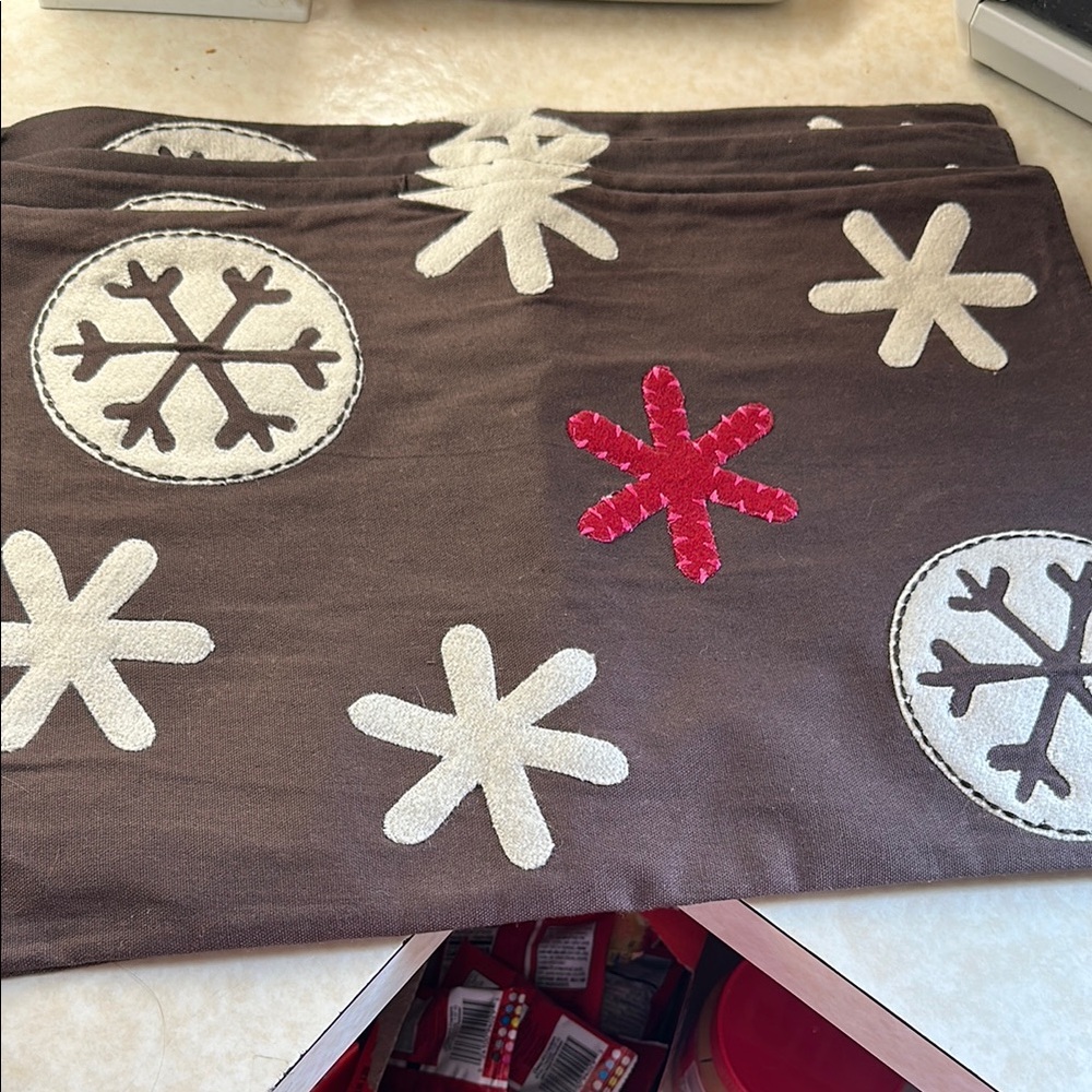 Brown Snowflake set of 4 Placemats